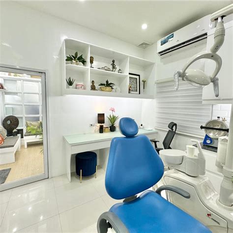 s.l. chavez dental center|Echavez Dental Clinic.